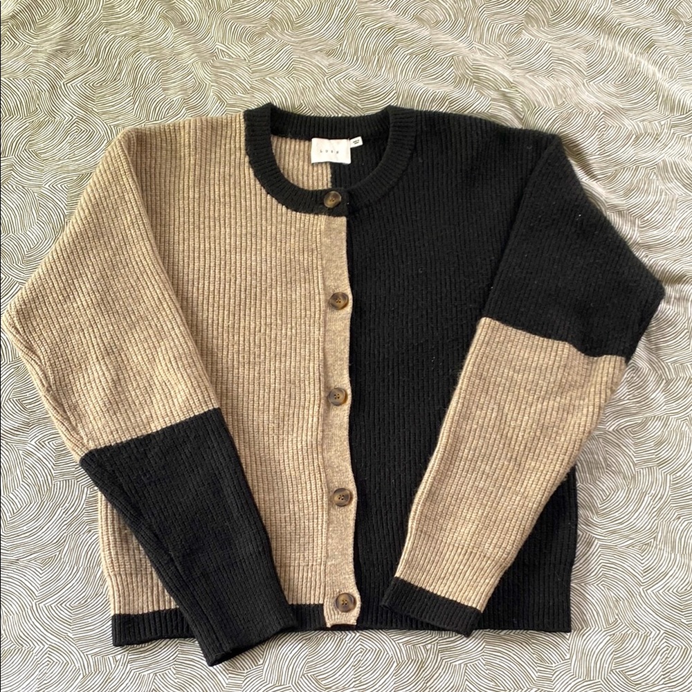 Lush Two-Tone Black & Tan Sweater
